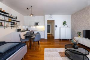 The Bright and Cozy Hideaway Studio