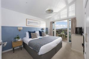 Carbis Bay Lodge - Spa Facilities & Woodburner