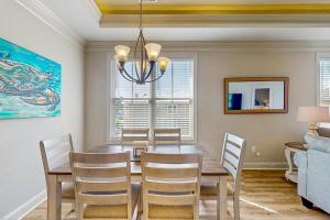 Sunnyside Village 3-A