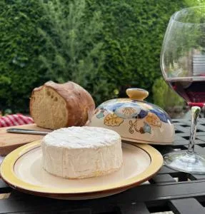 House in award-winning village - Soucé