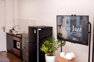 Cozy Minimalist Studio Near Bui Vien Walking Street, District 1