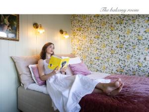 Standard Double Room with Shared Bathroom room in Villa Solvorn