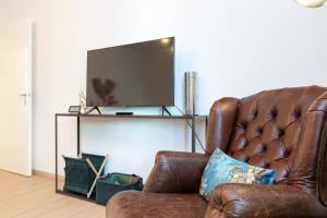 KAYA Zurich Apartment RUBY - Downtown Deluxe 2BR Apt