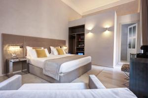 Executive Family Room room in Terrace Pantheon Relais