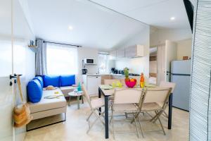Campings Camping maeva Respire de la Baie : photos des chambres