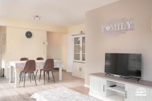 Magrittes Seadreams A0101