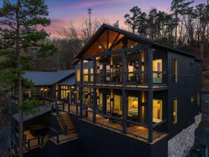 20 Guests 2 Pets 1 Epic Escape Midnight Skies - 3hvězdičkové hotely ve městě Broken Bow