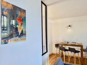 Café des Arts Sur la Voie des Sacres