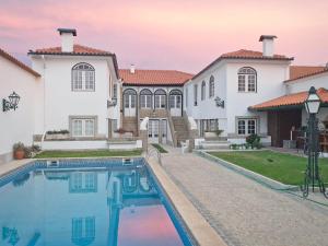 BCL14V6 Charming 6bdr manor house with pool