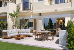 Maison Sora Plunge Pool Views Luxury