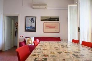 M423 - Marcelli, comodo trilocale a due passi dal mare