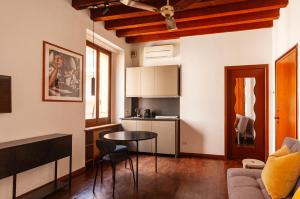 Youhosty - Anfiteatro 12