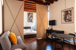 Youhosty - Anfiteatro 12