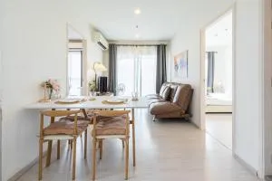 2BR, 6 Mins walk BTS Wuttakat - Ban Bang Mot