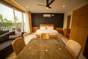 S Cross Munroe Island Resort