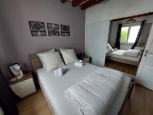 Villa avec piscine vue montagnes à 3km des plages