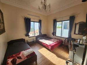 Khách sạn Hoàng Anh