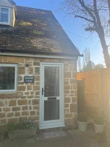 Stonefield Cottage - Modern cottage entire home in Cotswolds village