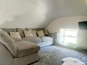 Riversuir Thatch Cottage