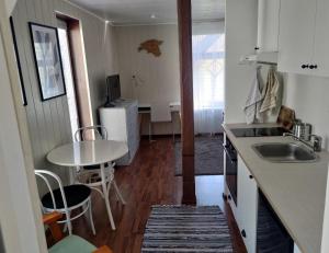 Cozy apartment close to the beach