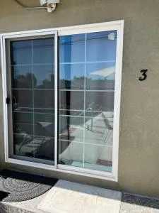 Pool Front Romantic Getaway withPrivate Entry - غرانادا هيلز