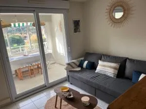 Location appart 2 pièces a Agay - 阿盖