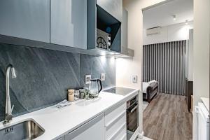 Penthouse and Apartment at The Capital Triology Menlyn Maine