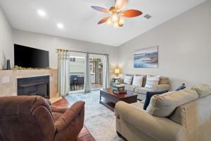 Pet Friendly Beach House - Hooked on the Cape by Panhandle Getaways
