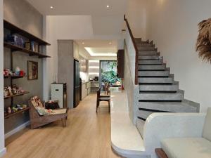 GomiHouse-Cozy-4BRs-5 to Lotte Mart- jacuzzi pool