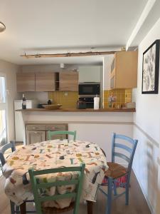 Appartements Les Ratiers : photos des chambres