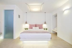 Anna Platanou Suites Paros Greece