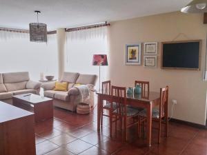 FGDR202H OThantus Apartment on Meron Beach