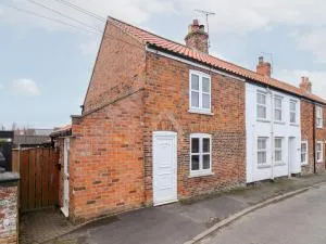 4 Lynton Cottages - Withernwick
