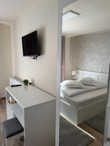 Conacul Peștera Urșilor