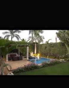 فيلا فاخرة بحمام سباحة جراند هايتس - 十月六日城