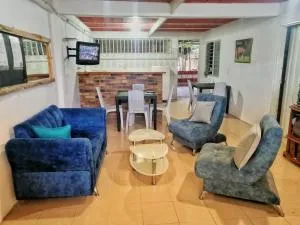 Hostal Familiar la Palma - Jiguales