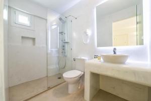 Anna Platanou Suites Paros Greece