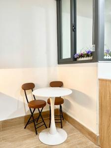 Sunny Garden Apartment