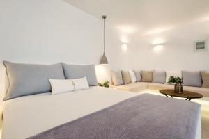 Anna Platanou Suites Paros Greece