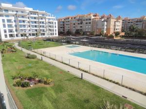 Los Flamencos mirando al mar by Guadiana Holidays