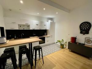 Appartements T3 refait a neuf quartier Hotel de Ville-Terreaux : photos des chambres