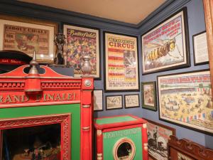 The Orchard Close Art House