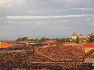 Elegant, Romantic & Kid-Friendly Colonial Home