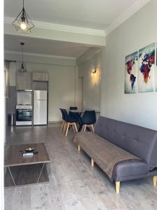 Center Twin Apartments - 2