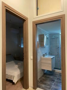 Center Twin Apartments - 2