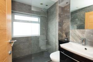 Stylish 3-Bedroom in Orpington