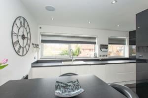 Stylish 3-Bedroom in Orpington