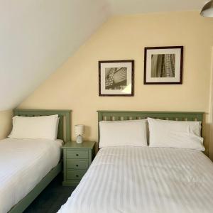Family Room room in Oliver's Seafood Bar Bed & Breakfast