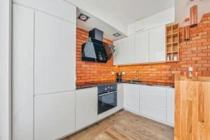 Central Apartments Gdansk - One Bedroom Apartment with Balcony - City Center - SB12