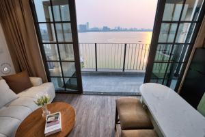 Annam Premium - Amazing Lakeview & Balcony - WestLake